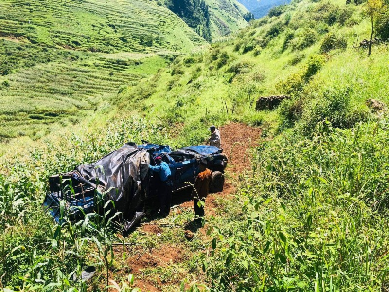 दुर्घटनामा घाइते प्रहरीहरुको सैन्य हेलिकोप्टरबाट उद्धार, डीएसपीको टाउकोमा गहिरो चोट